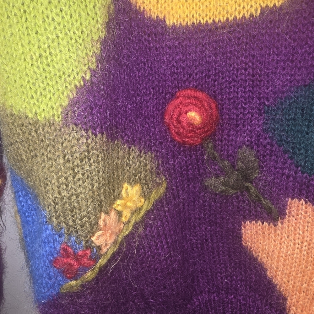 Colorful Floral Patchwork Sweater - Picture 4 of 4